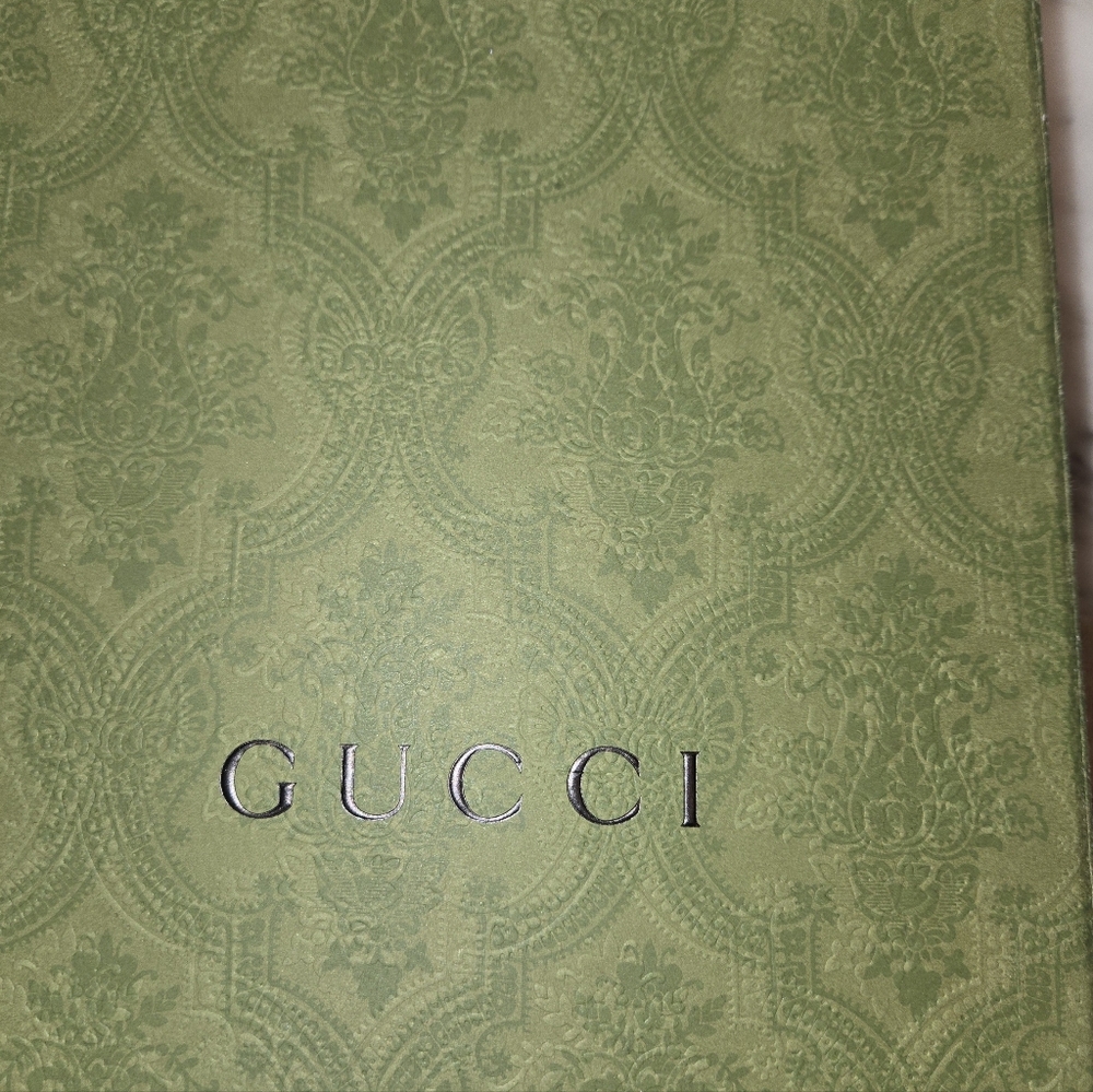 Gucci authentic belt